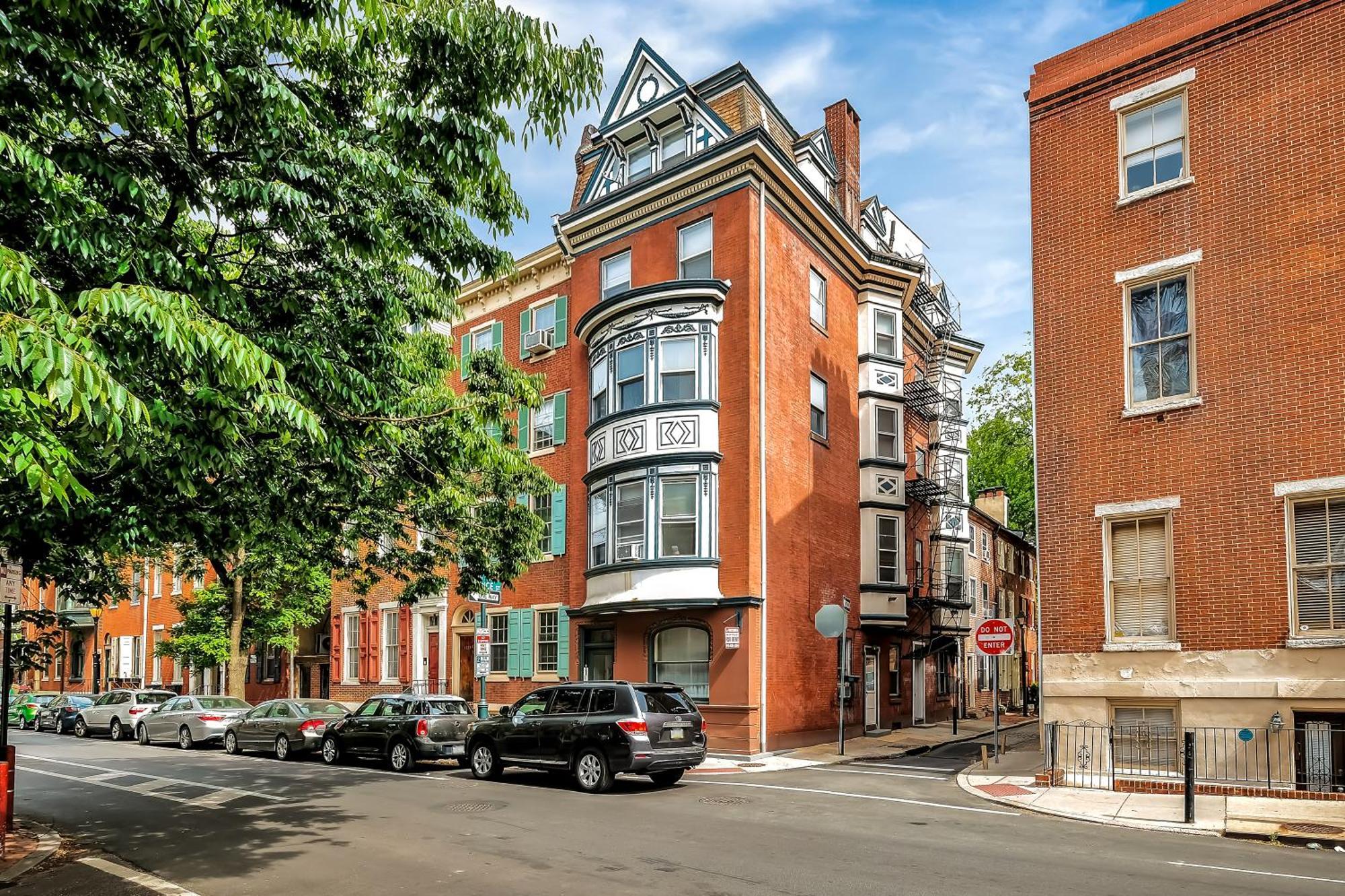 Modern Loft In Center City Филадельфия Экстерьер фото